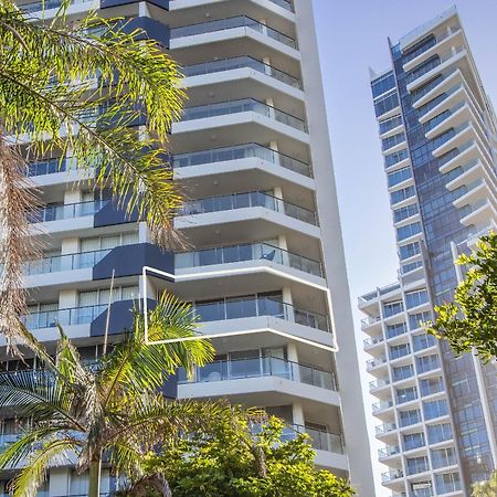 Baronnet Apartments Gold Coast Extérieur photo