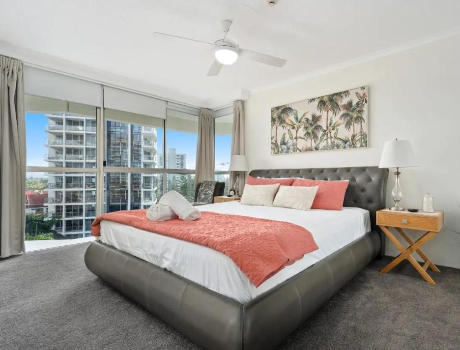 Baronnet Apartments Gold Coast Extérieur photo
