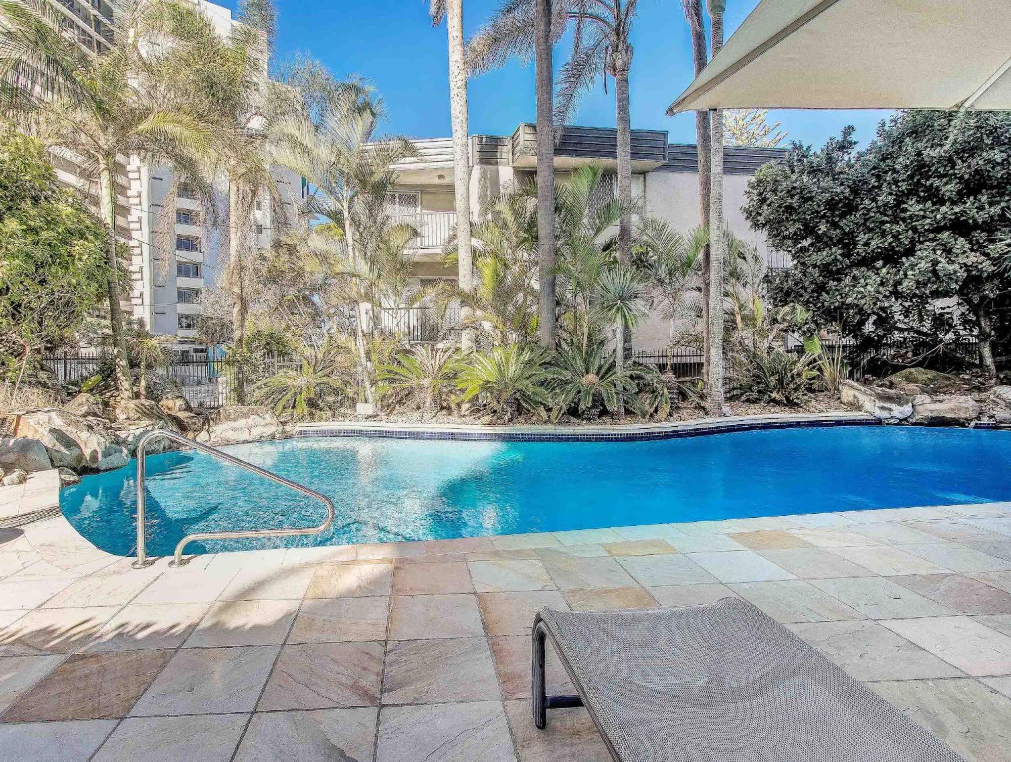 Baronnet Apartments Gold Coast Extérieur photo