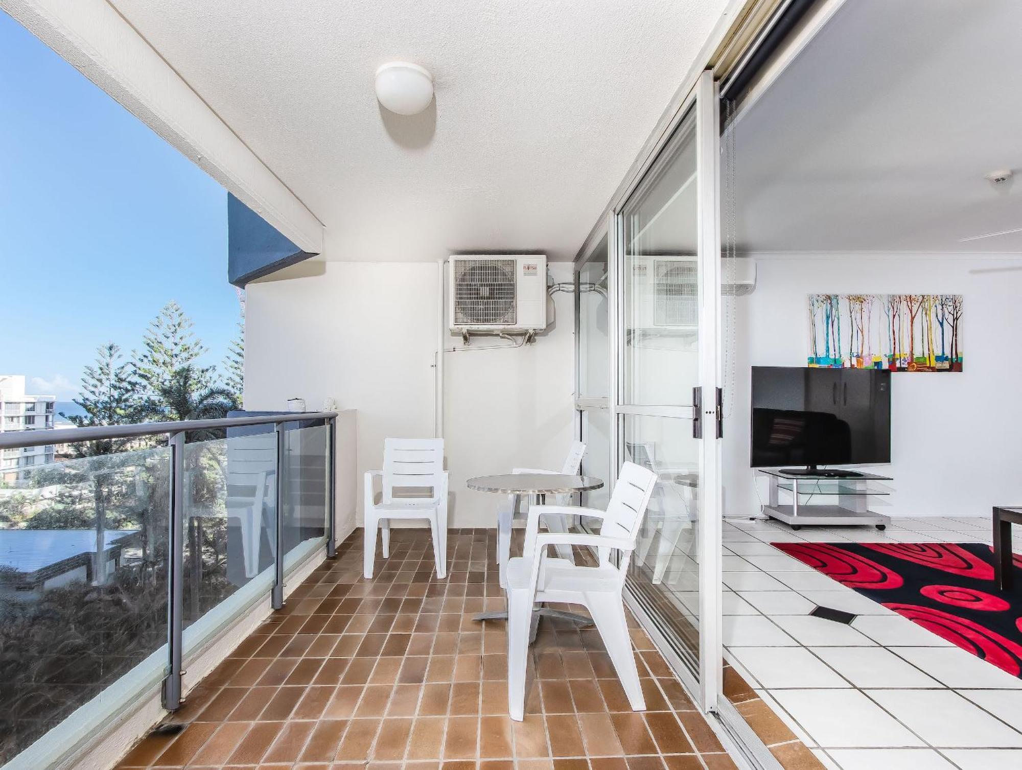 Baronnet Apartments Gold Coast Extérieur photo