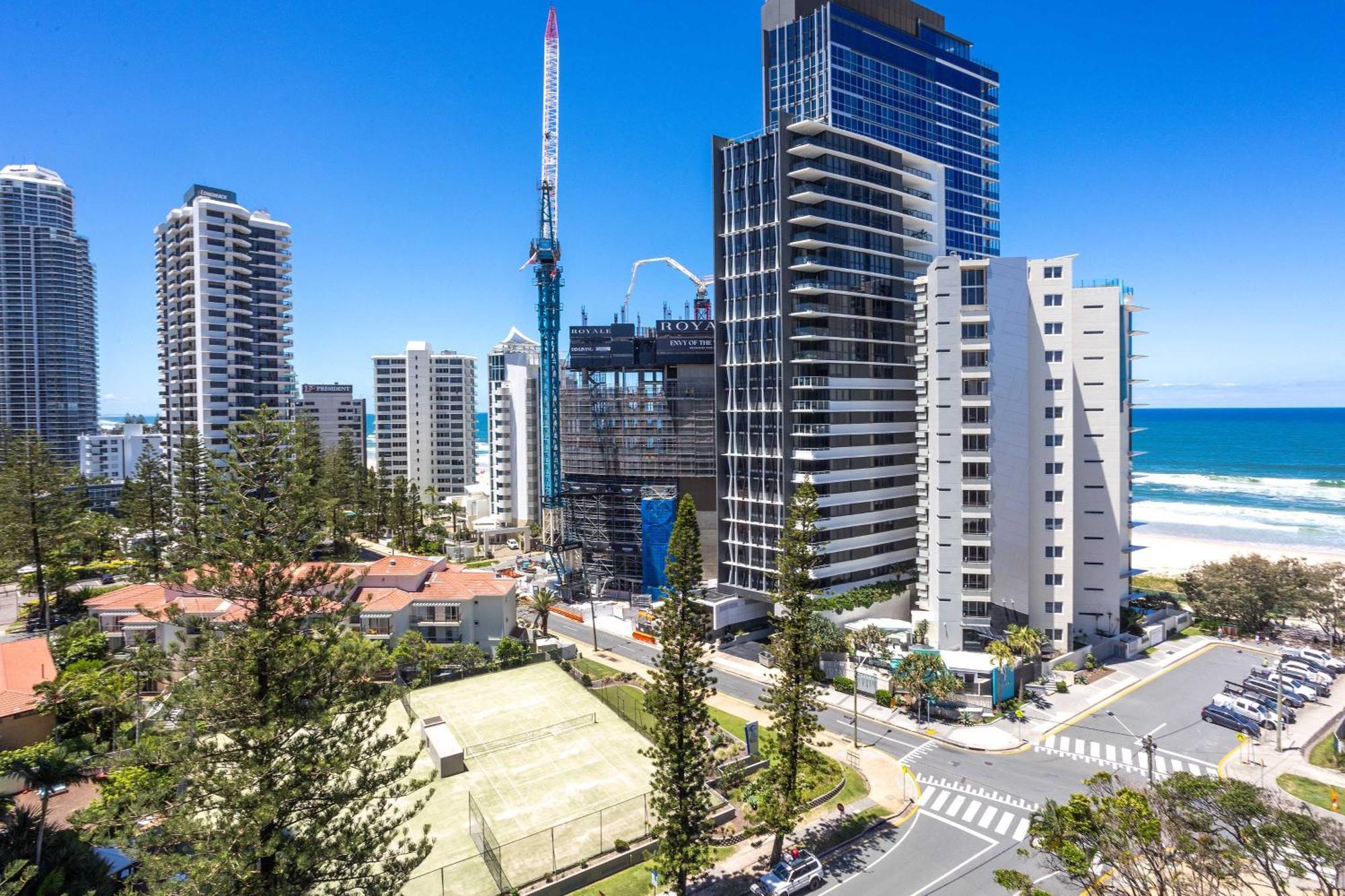 Baronnet Apartments Gold Coast Extérieur photo