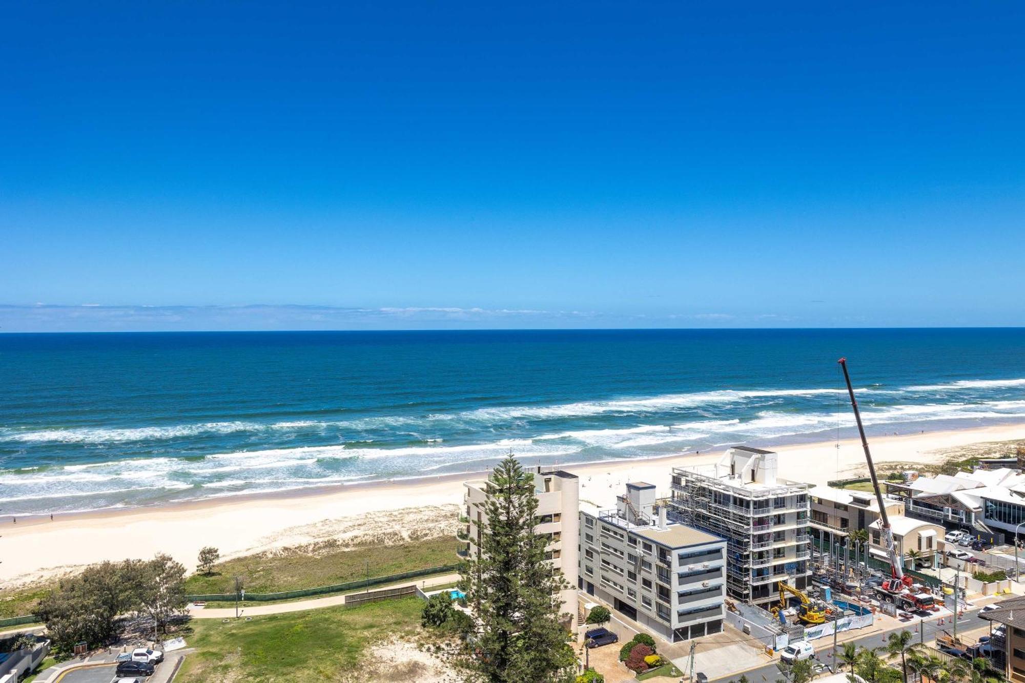 Baronnet Apartments Gold Coast Extérieur photo