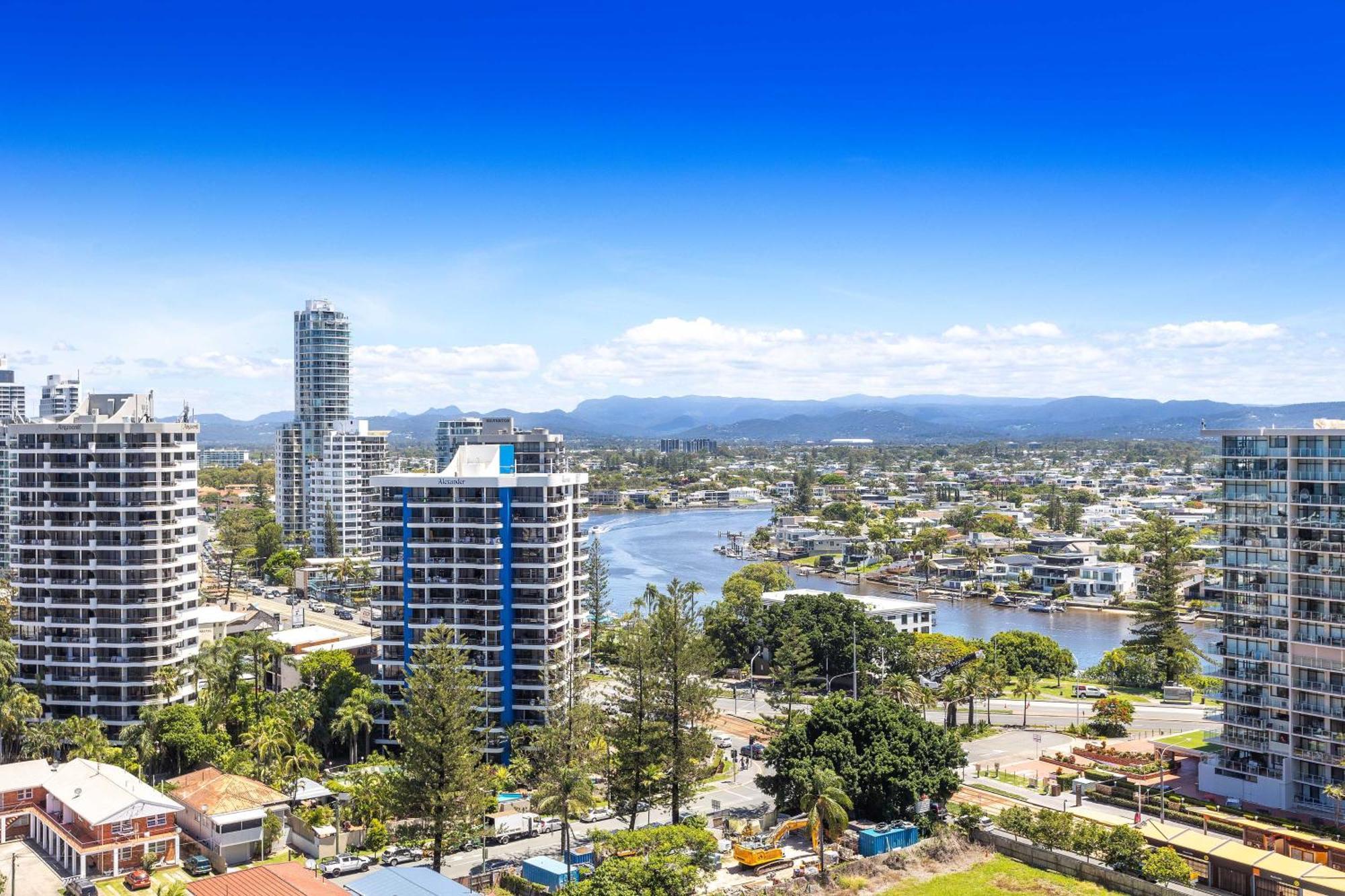 Baronnet Apartments Gold Coast Extérieur photo